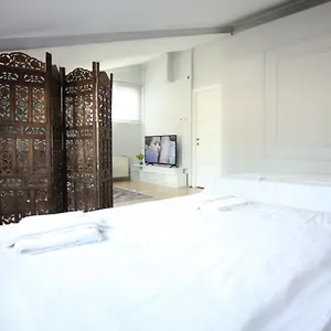 شقة Aras