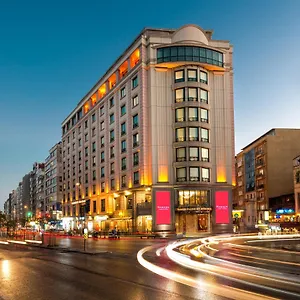 Otel Ramada Plaza By Wyndham Center